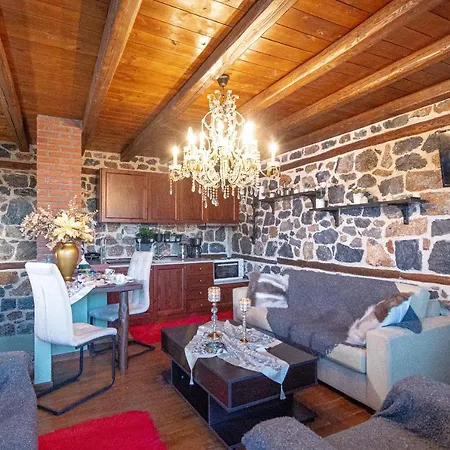 Palaios Agios Athanasios Luxury μaisonette Apartment Agios Athanasios (Pella)