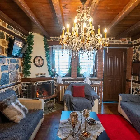 Palaios Agios Athanasios Luxury μaisonette Apartment