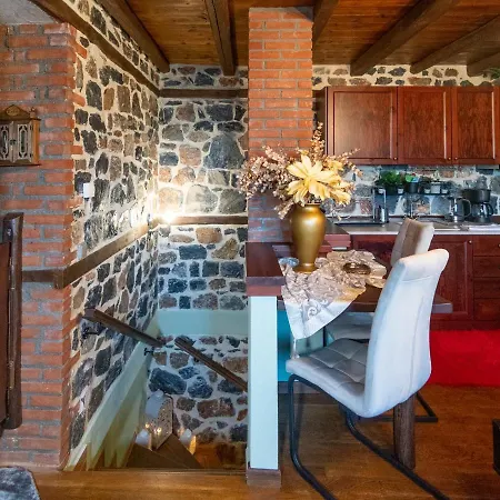 Palaios Agios Athanasios Luxury μaisonette